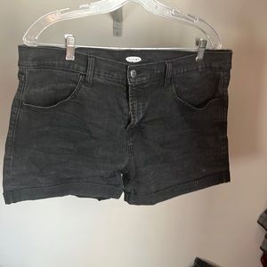 Old Navy black shorts